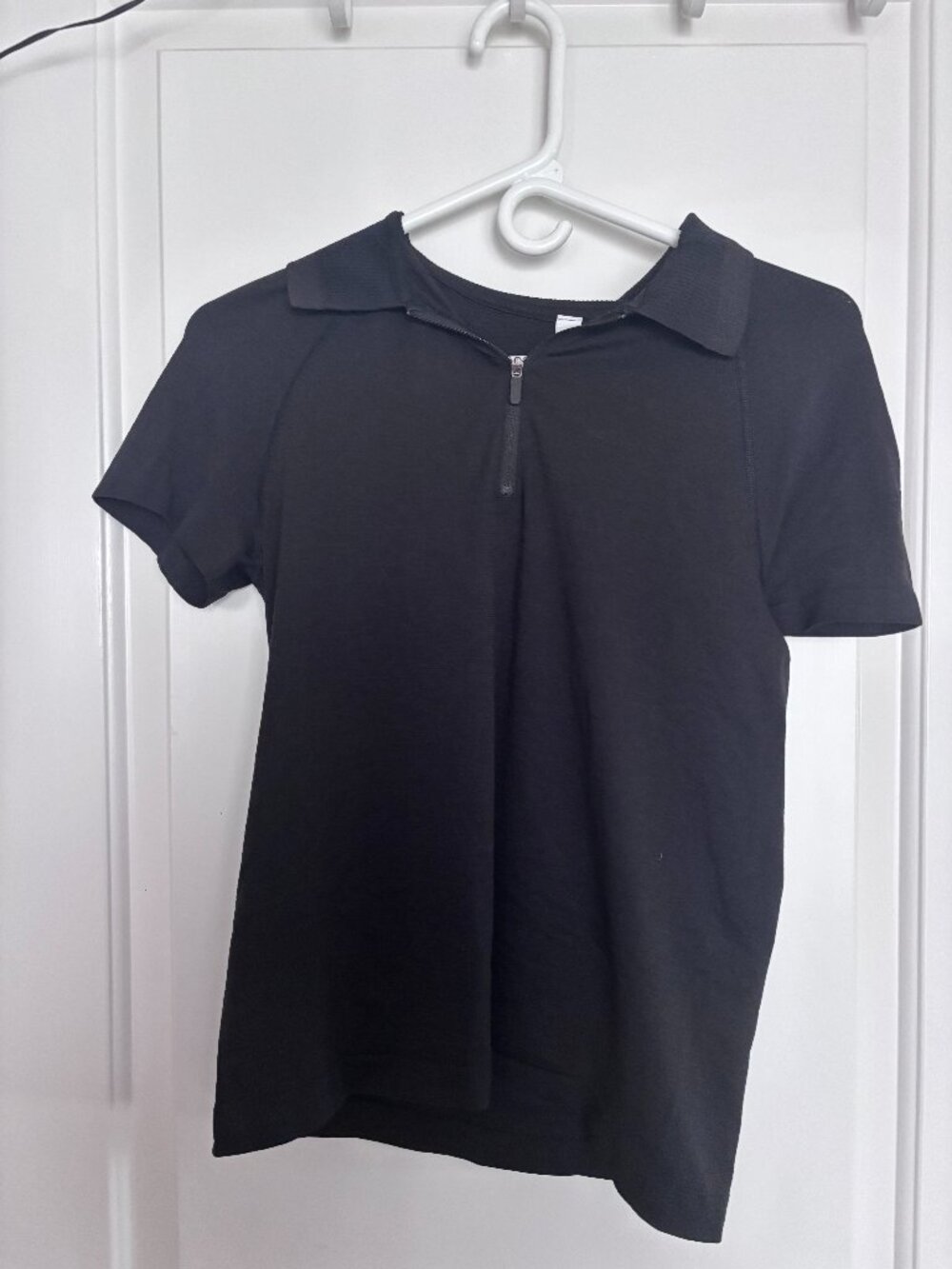 NWT Lululemon Women's Size 8 Black Swiftly Tech Short Sleeve Half Zip Polo
